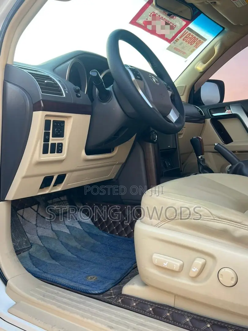 Toyota Land Cruiser Prado 2.7 2017 White