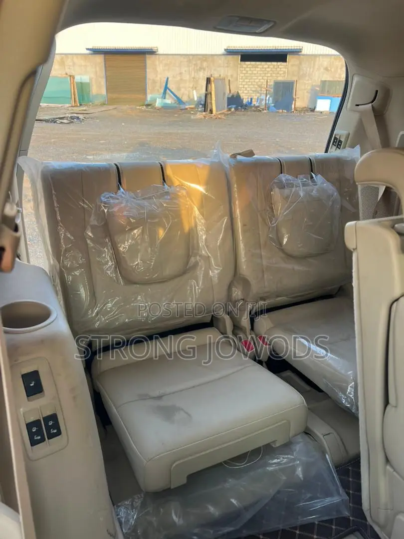 Toyota Land Cruiser Prado 2.7 2017 White