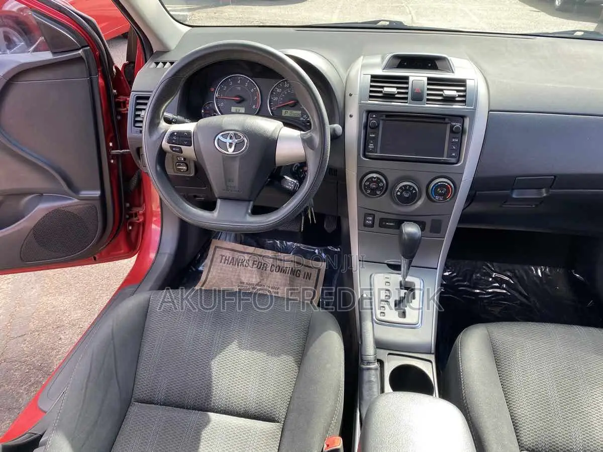 Toyota Corolla S Special Edition 4dr Sedan (1.8L 4cyl 4A) 2013 Red