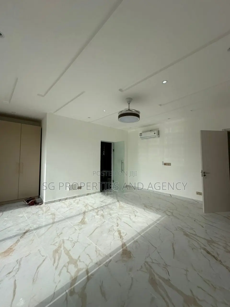2bdrm Townhouse / Terrace in Lashibi, Sakumono for rent