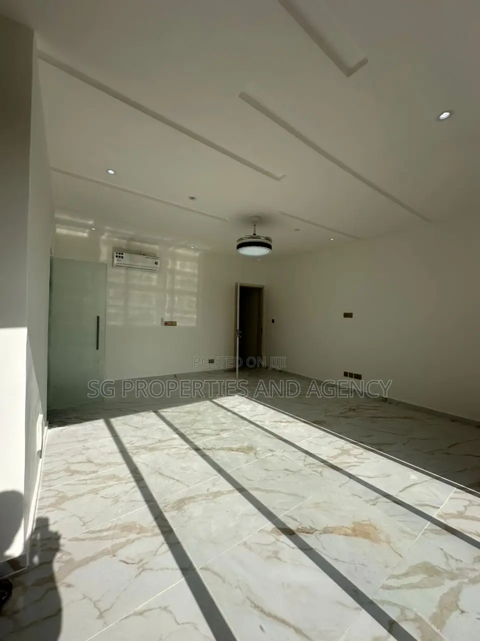 2bdrm Townhouse / Terrace in Lashibi, Sakumono for rent