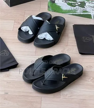 Tom Ford Slippers in Black Black