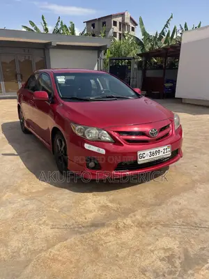 Toyota Corolla S Special Edition 4dr Sedan (1.8L 4cyl 4A) 2013 Red