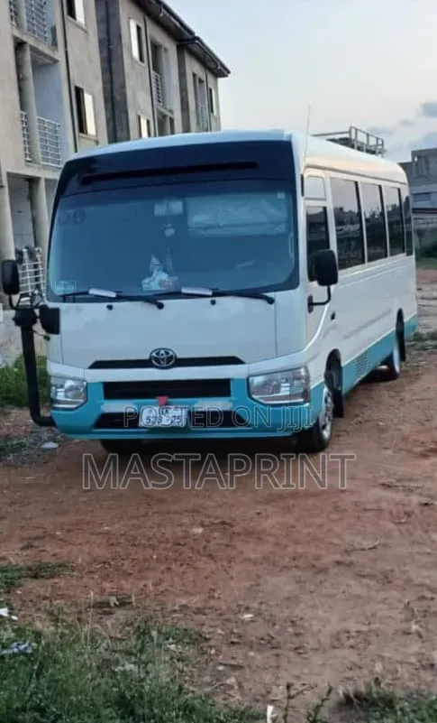 Rent Mini Buss, Toyota Coaster Rentals