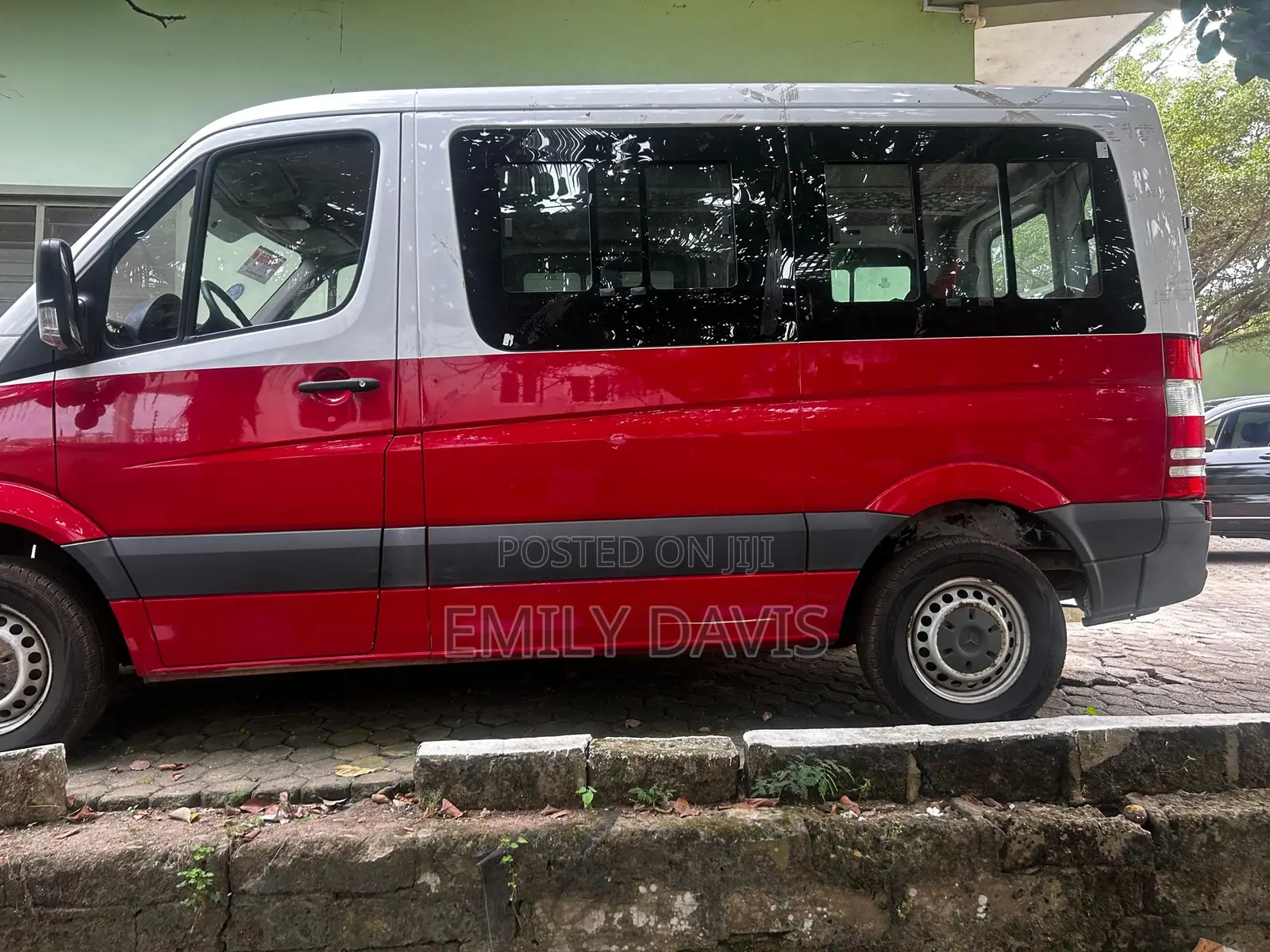 Mercedes-Benz Sprinter 2013 Red