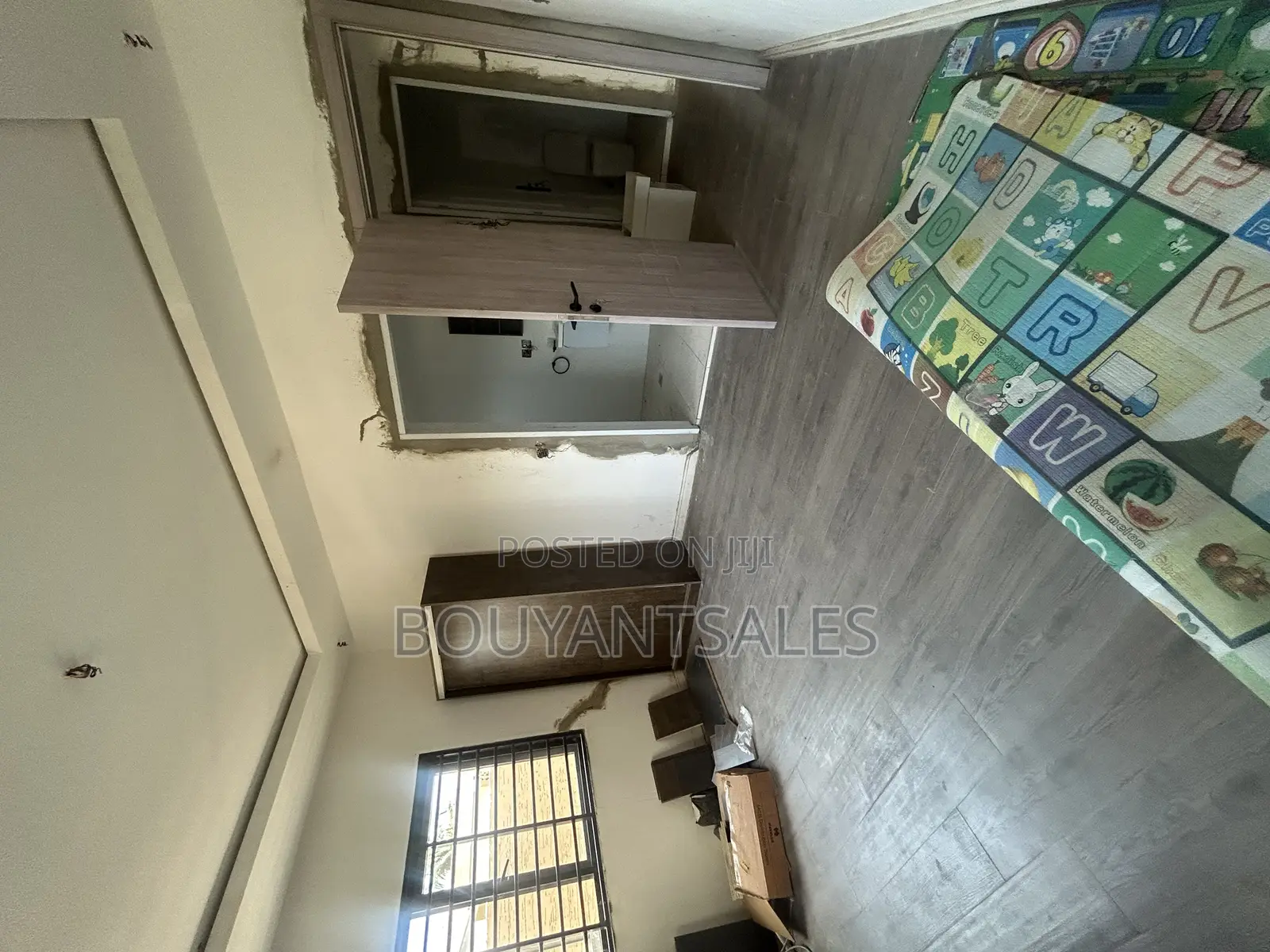 3bdrm House in Old Ashongman for sale