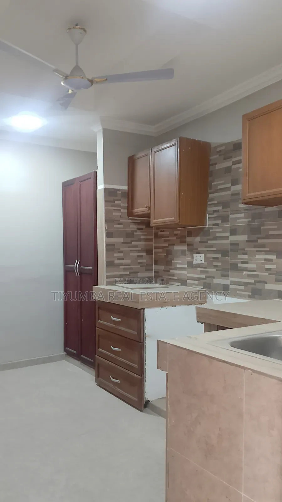 3bdrm Apartment in Tiyumba Real Estate, Ga East Municipal for rent