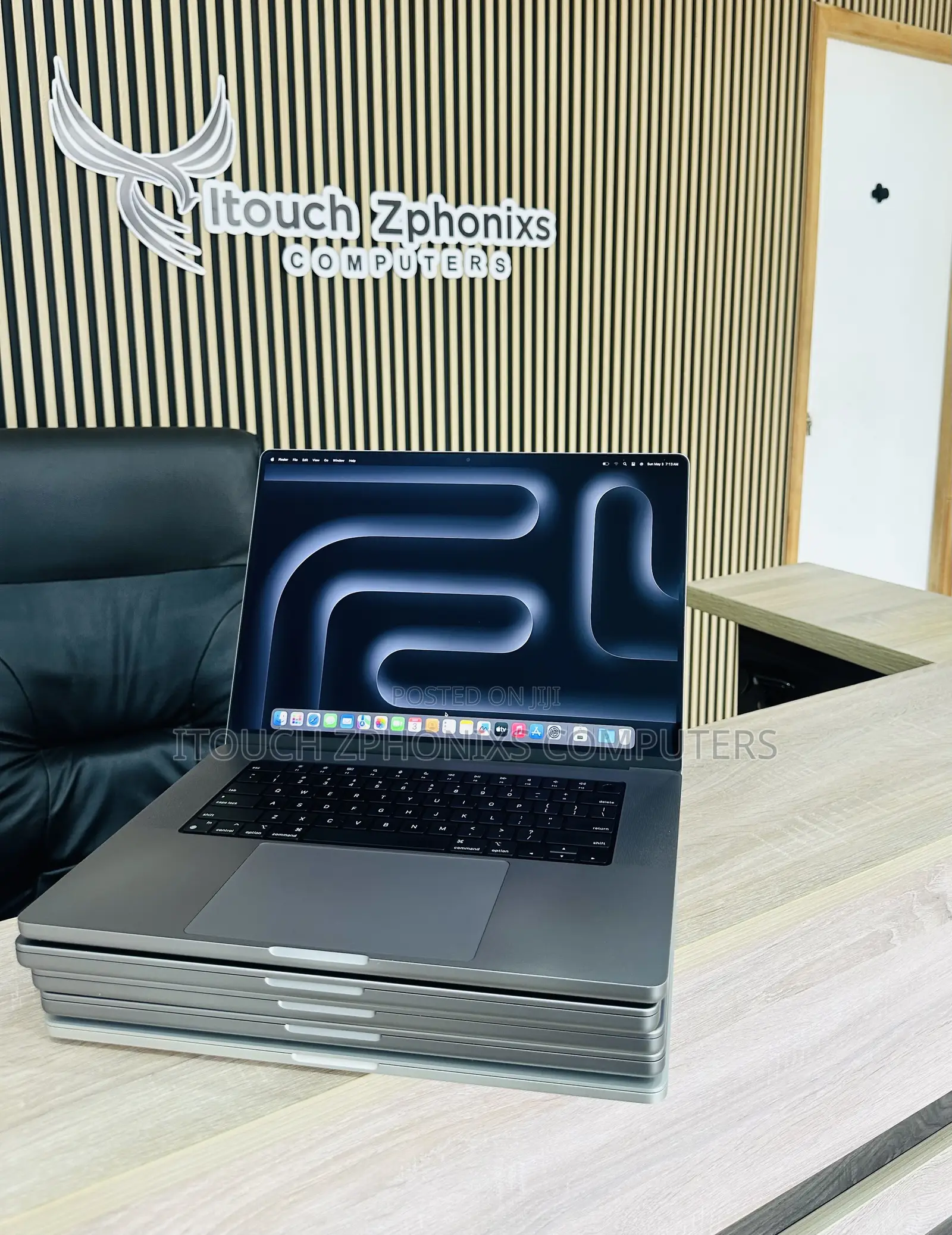 Laptop Apple MacBook Pro 2021 M1 16GB Apple M1 Pro SSD 1T