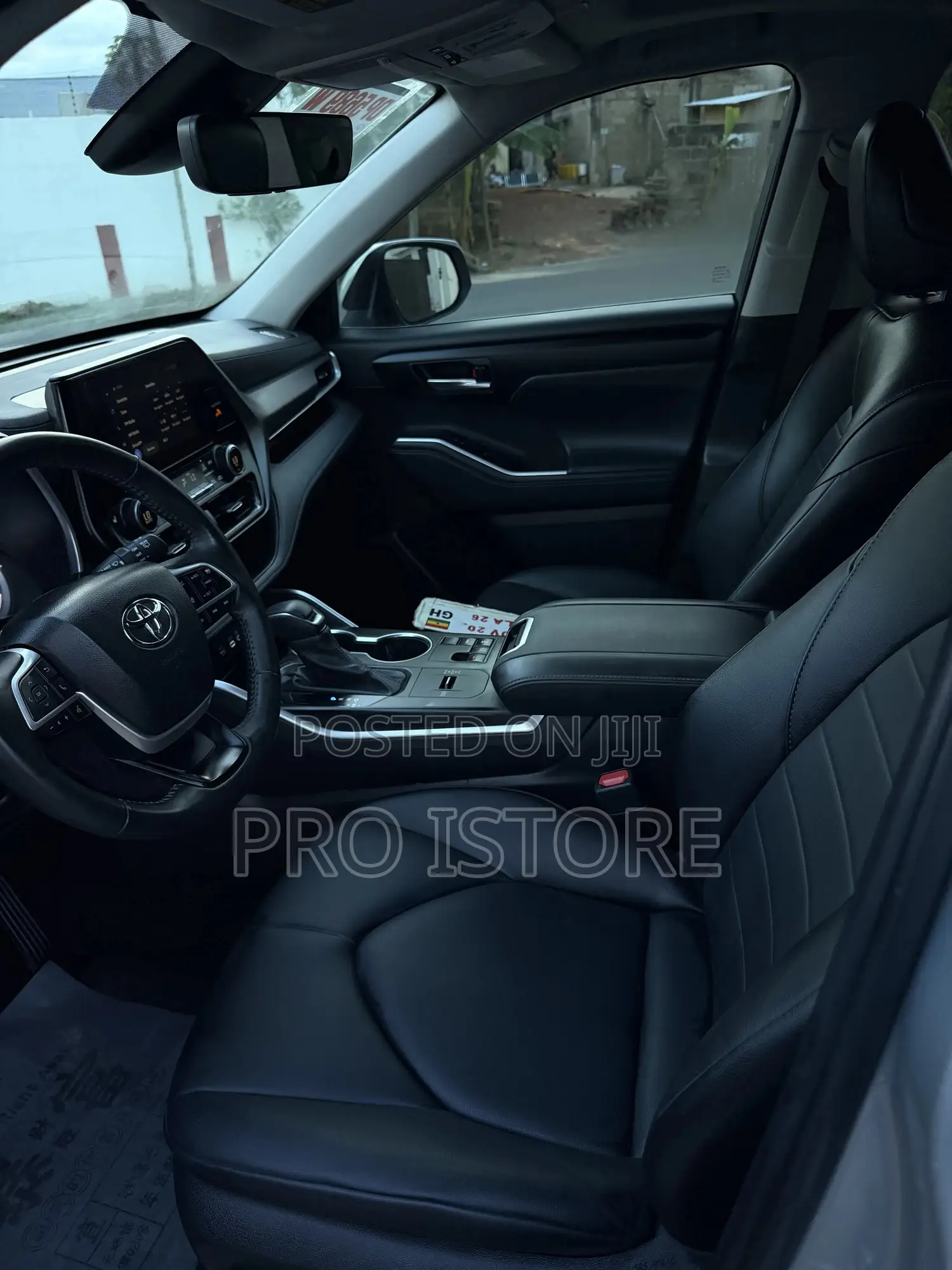 Toyota Highlander XLE AWD 2024 Silver