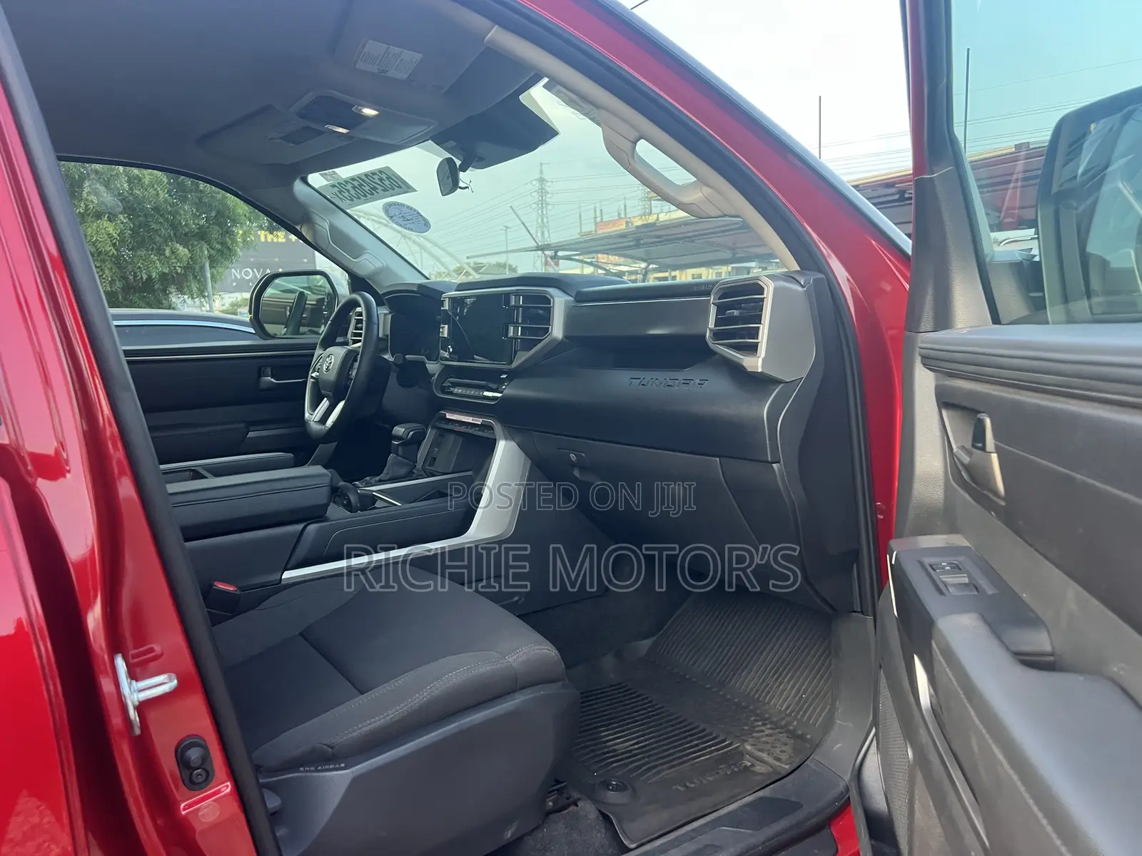 Toyota Tundra Limited CrewMax 6.5' Bed 2024 Red