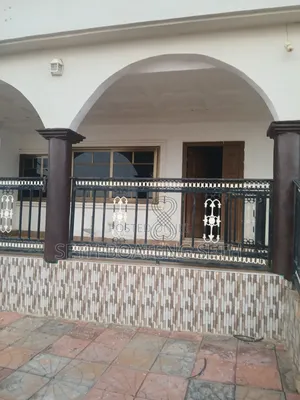 3bdrm Apartment in Abuakwa Dkc, Atwima Nwabiagya for rent