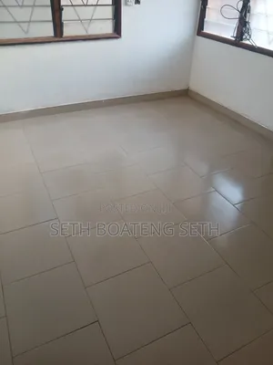 3bdrm Apartment in Abuakwa Dkc, Atwima Nwabiagya for rent