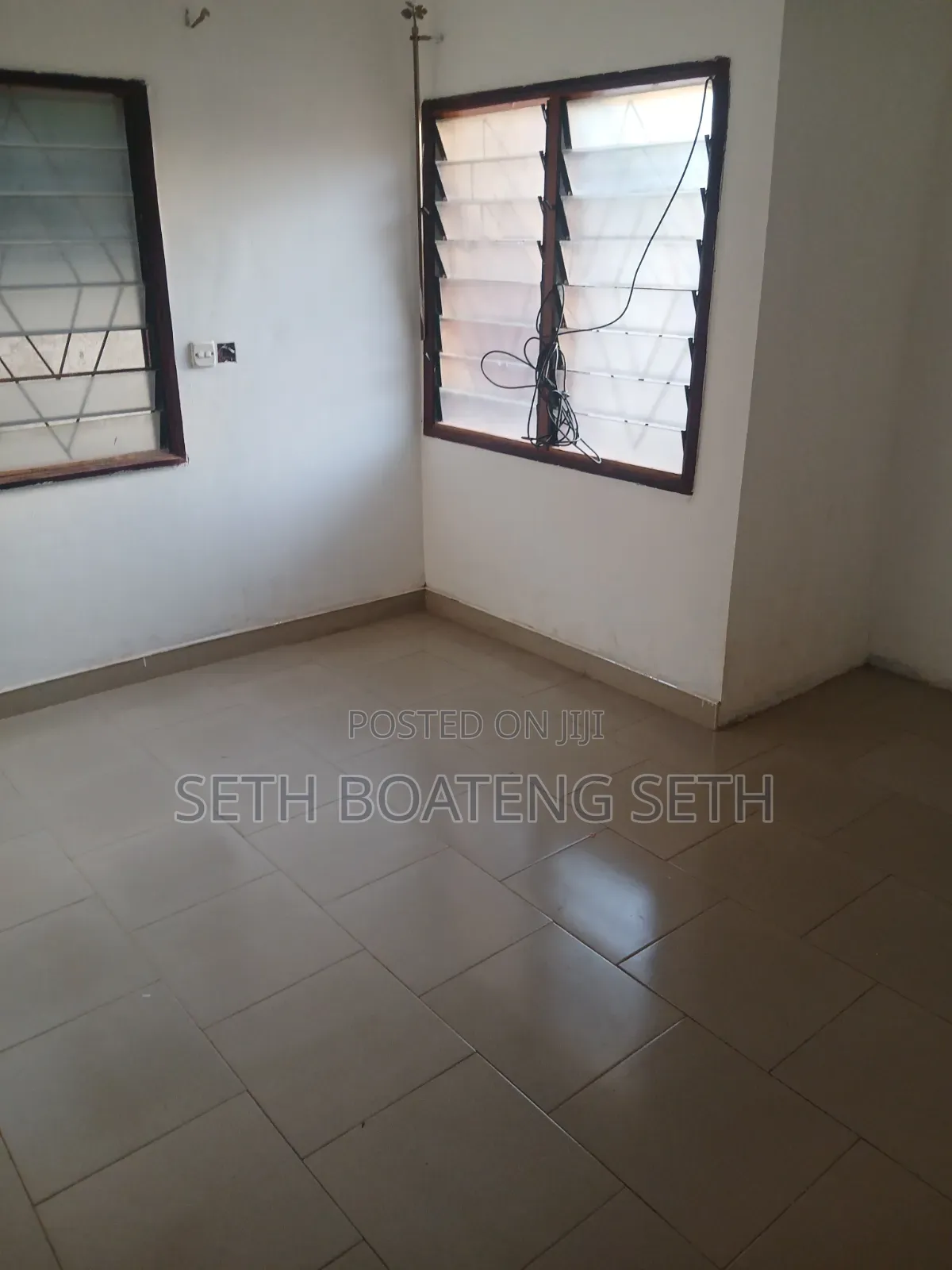 3bdrm Apartment in Abuakwa Dkc, Atwima Nwabiagya for rent
