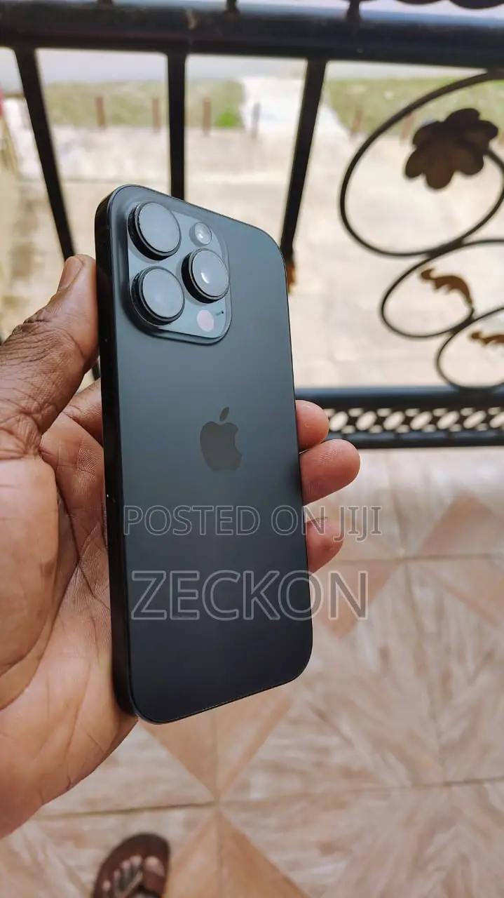 Apple iPhone 16 Pro 256 GB Black