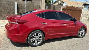 Hyundai Elantra 2017 Red