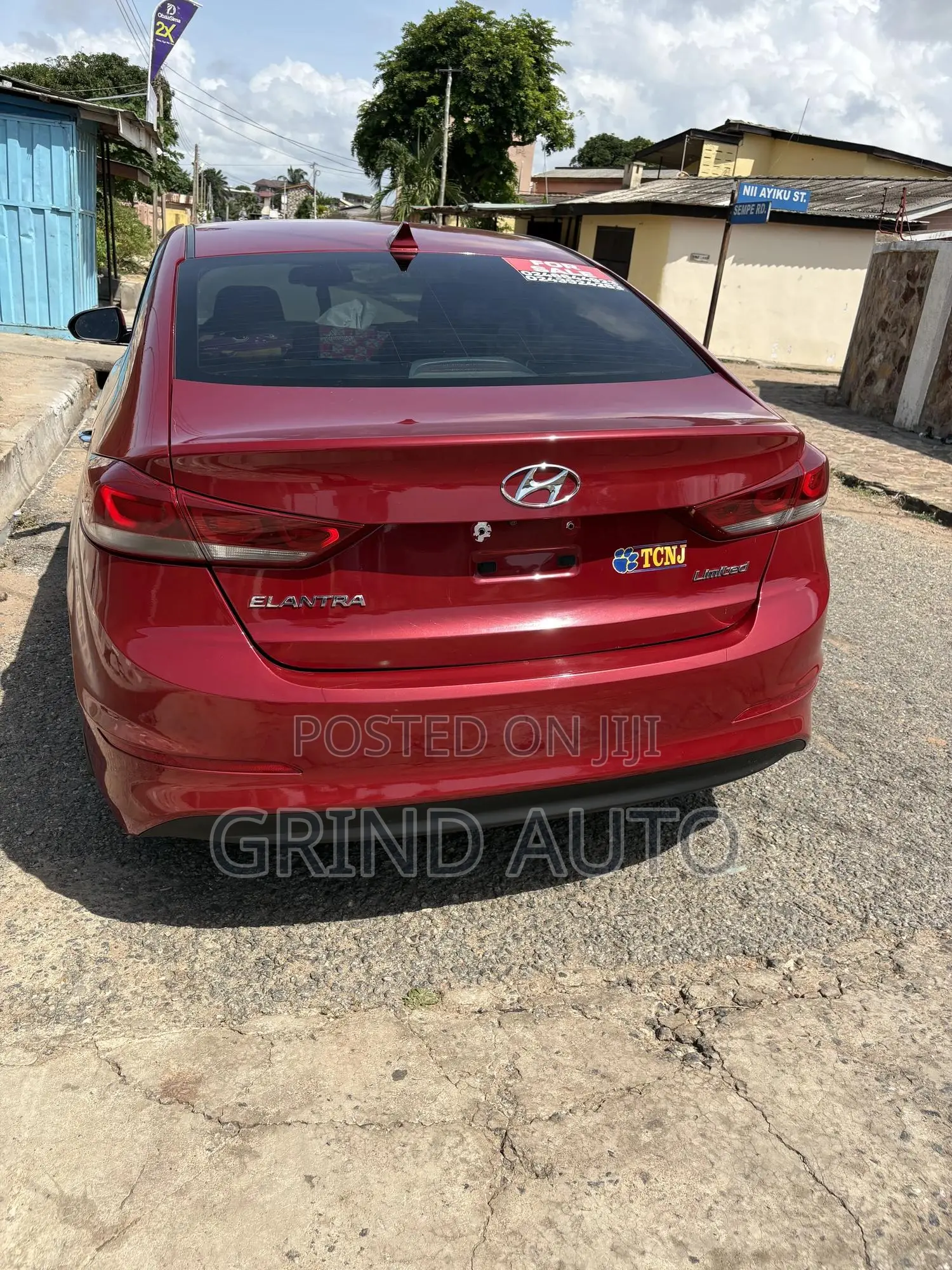 Hyundai Elantra 2017 Red