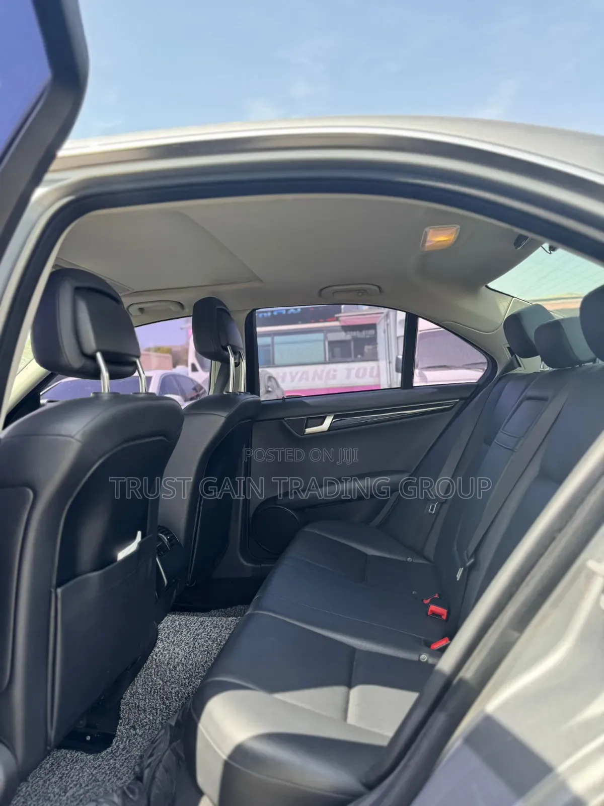 Mercedes-Benz C220 Classic 2014 Silver