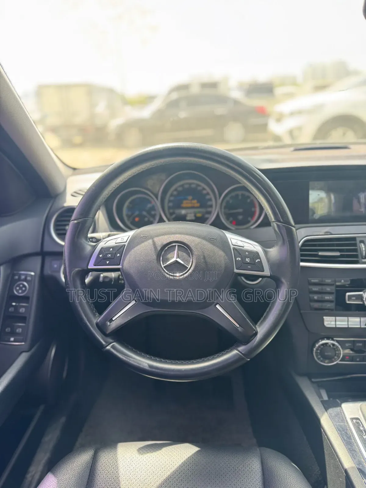 Mercedes-Benz C220 Classic 2014 Silver