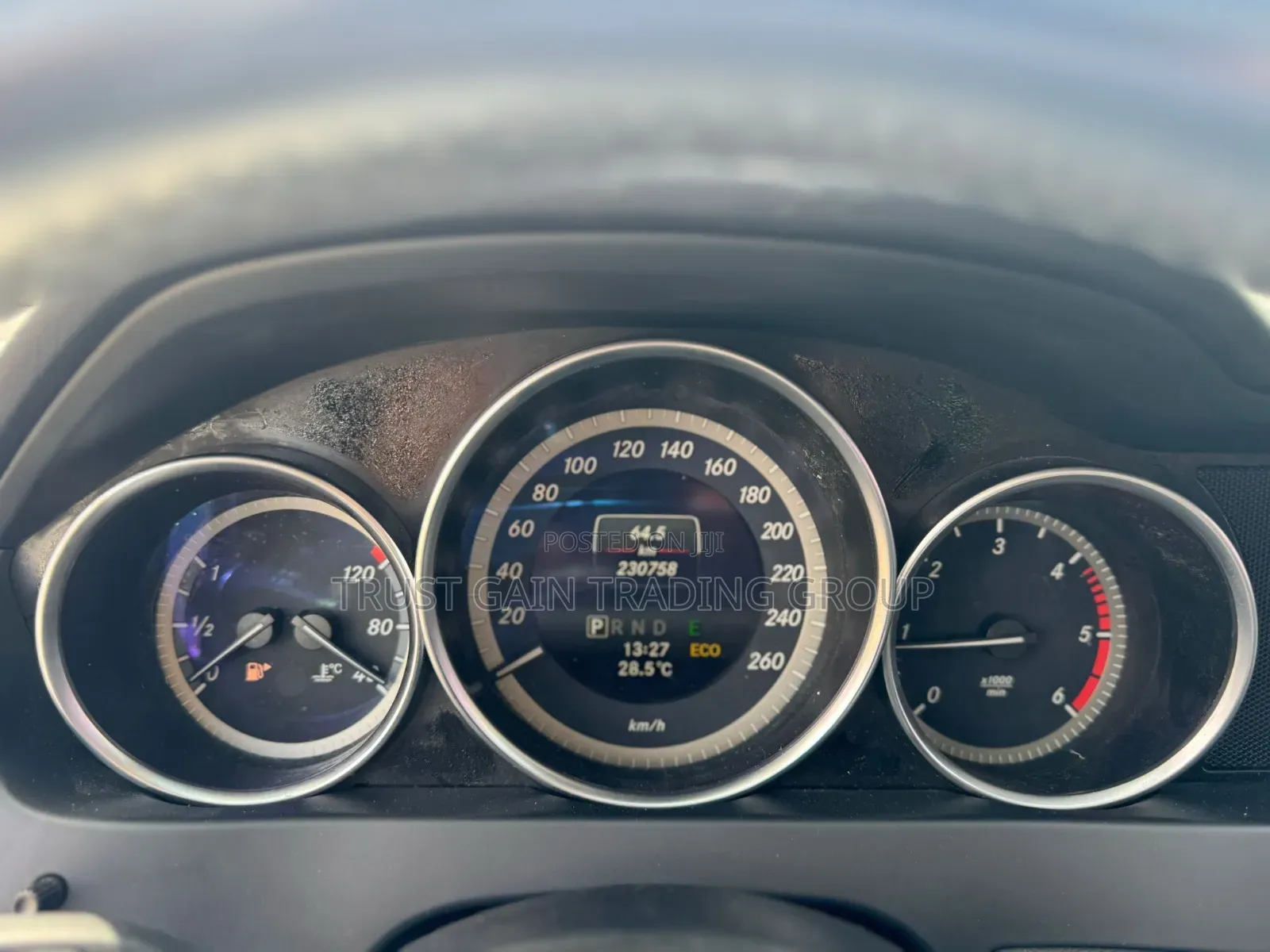 Mercedes-Benz C220 Classic 2014 Silver