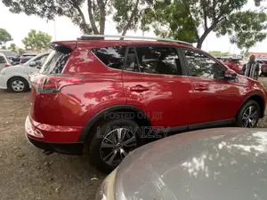 Toyota RAV4 2017 Red