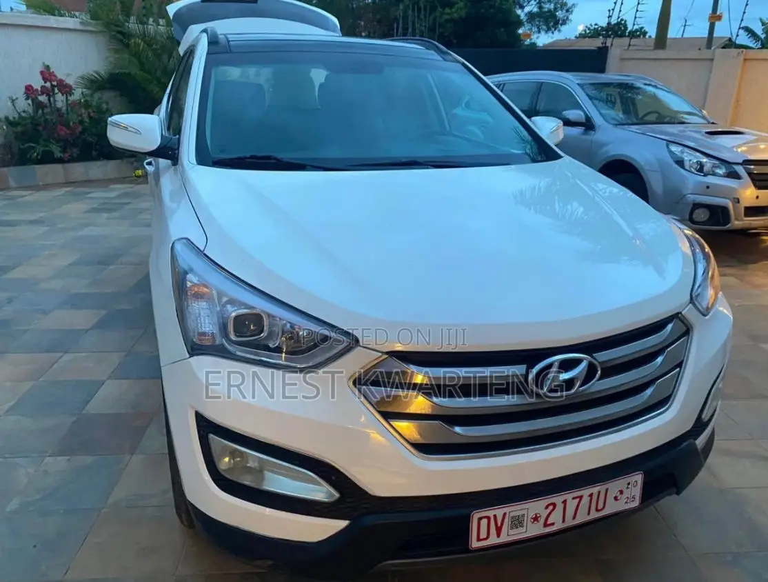 Hyundai Santa Fe 2015 White