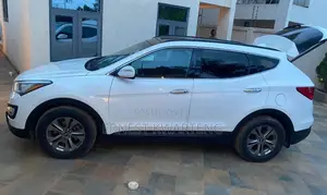 Hyundai Santa Fe 2015 White