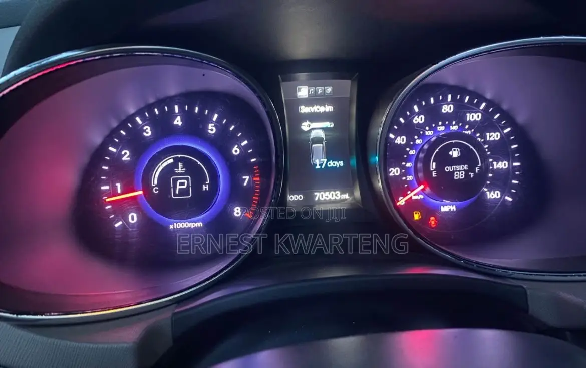 Hyundai Santa Fe 2015 White