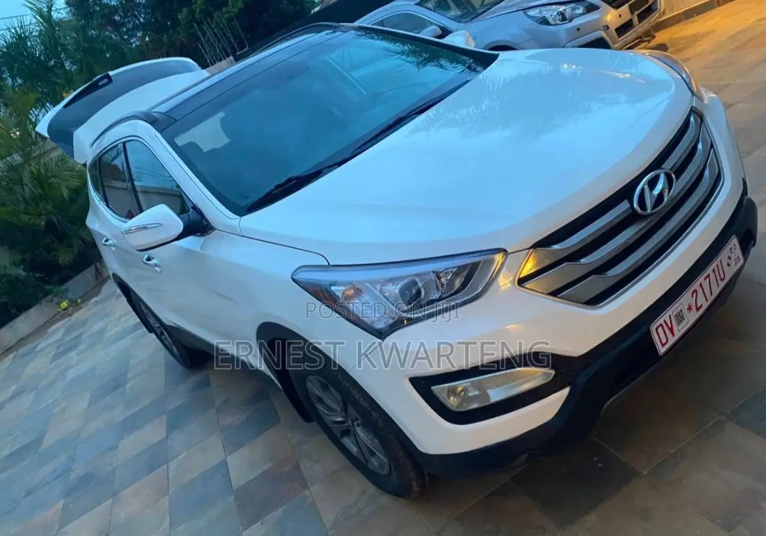 Hyundai Santa Fe 2015 White