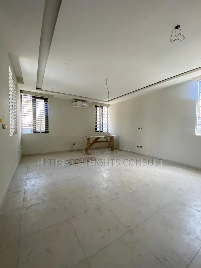 3bdrm House in Community 18, Melcom for sale