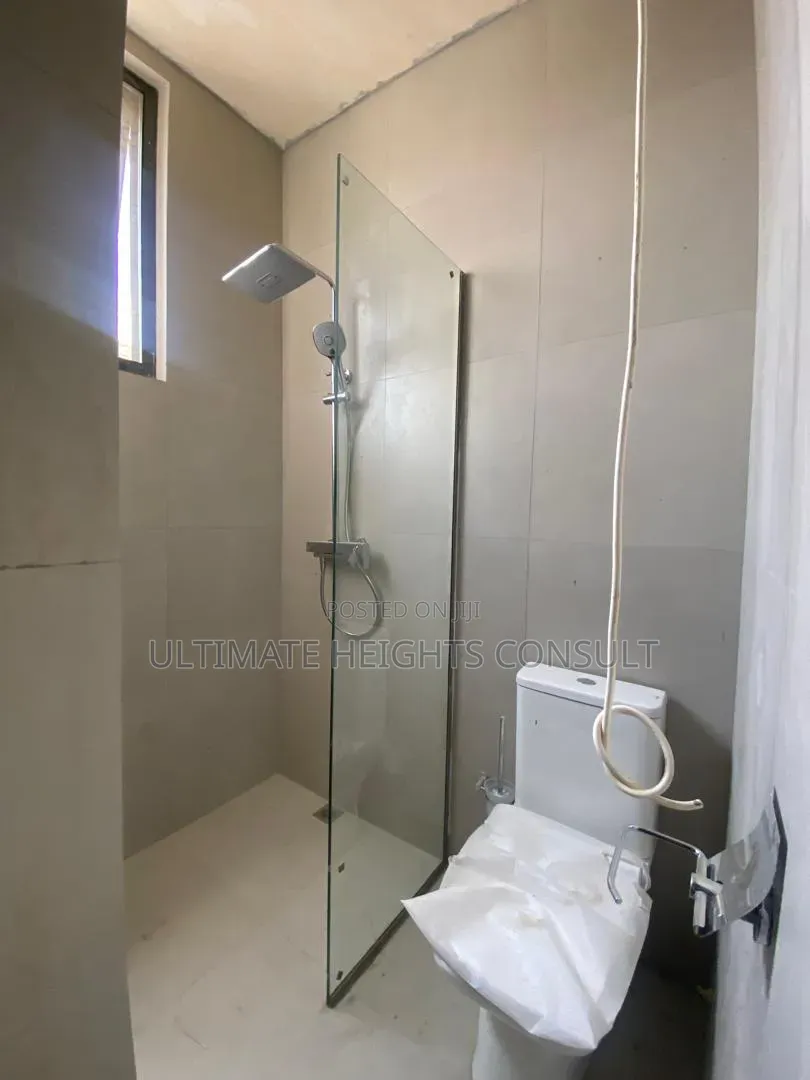 3bdrm House in Community 18, Melcom for sale