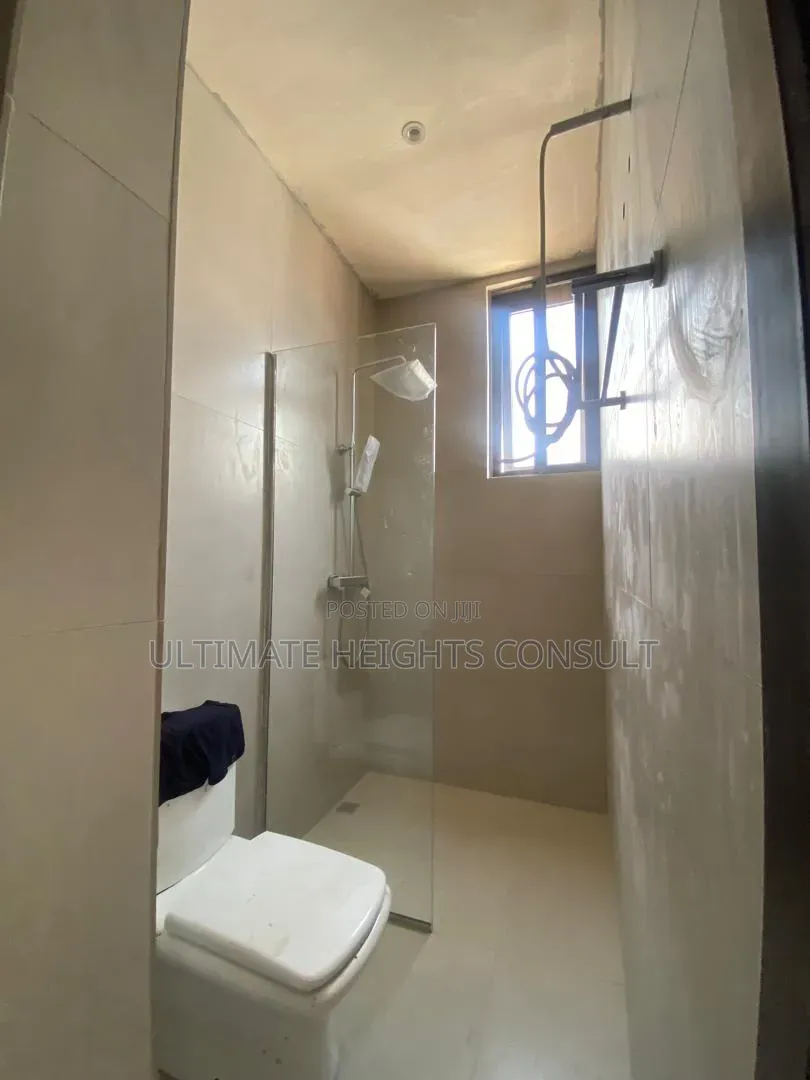 3bdrm House in Community 18, Melcom for sale