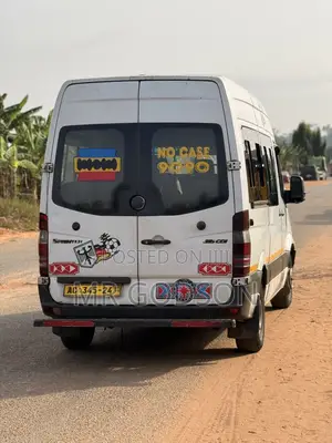 Mercedes-Benz Sprinter 2000