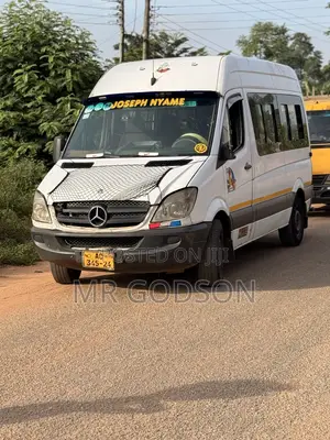 Mercedes-Benz Sprinter 2000