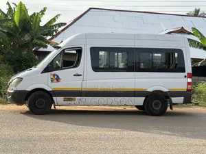 Mercedes-Benz Sprinter 2000
