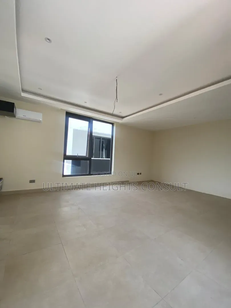 4bdrm House in Spintex Community 18, Melcom for sale