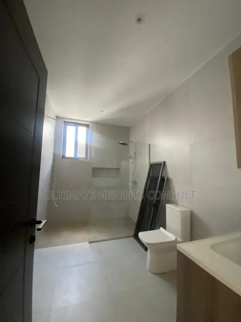 4bdrm House in Spintex Community 18, Melcom for sale
