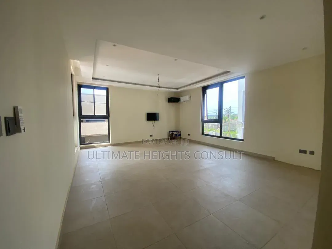 4bdrm House in Spintex Community 18, Melcom for sale