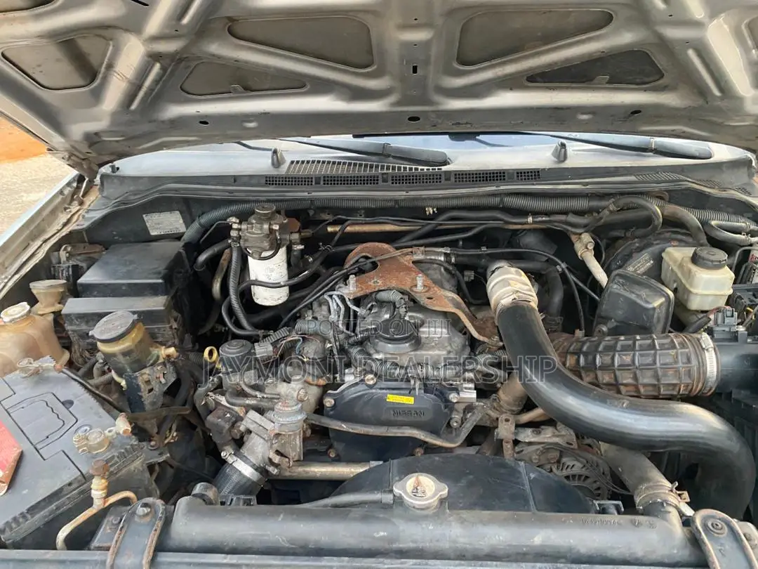 Nissan Navara 2015 Silver