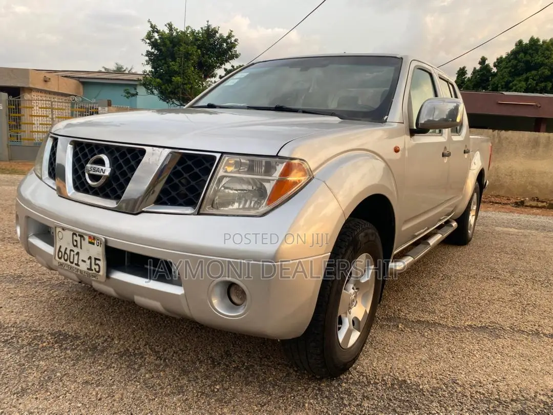 Nissan Navara 2015 Silver