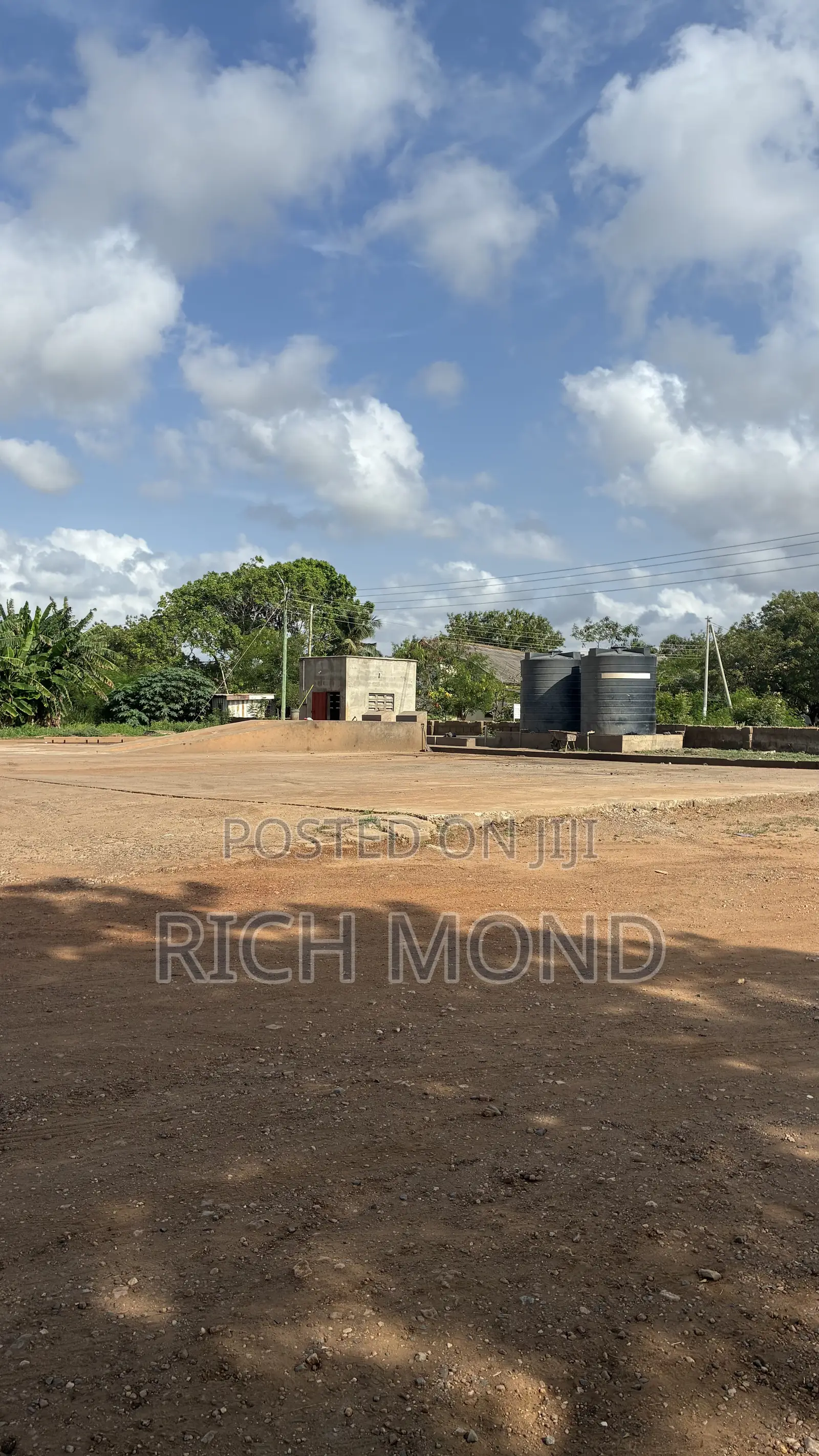 Washing Bay for Rent in Tema