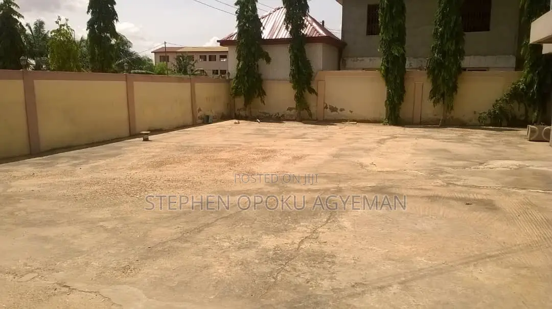 12bdrm Apartment in Tema Metropolitan for sale