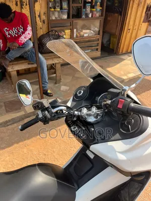 Honda Forza 2019 White