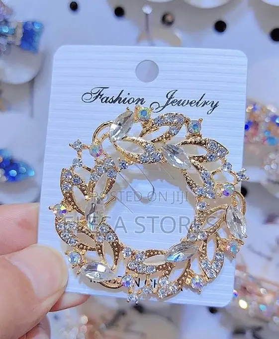 Stylish Brooches