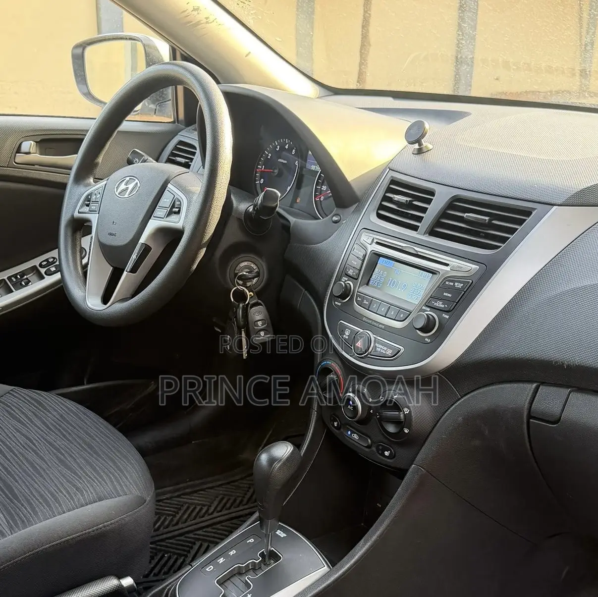 Hyundai Accent 2016 White