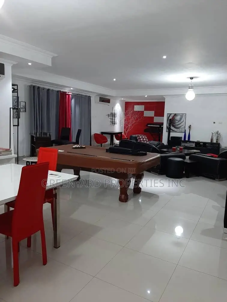 8bdrm Villa in Teiman, Oyarifa for sale