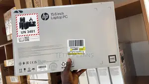 New Laptop HP 15-fd0290ns 8GB Intel Core i3 SSD 256GB