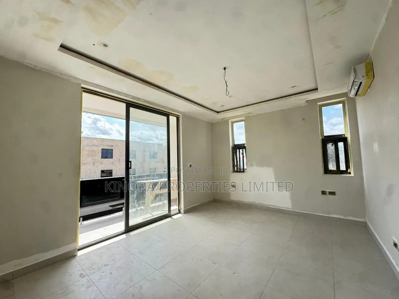 4bdrm Duplex in Davtraco Estate, American House for sale