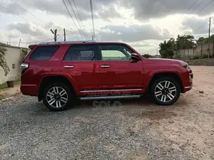 Toyota 4-Runner Limited 2021 Red
