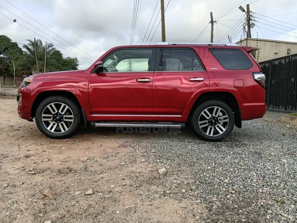 Toyota 4-Runner Limited 2021 Red
