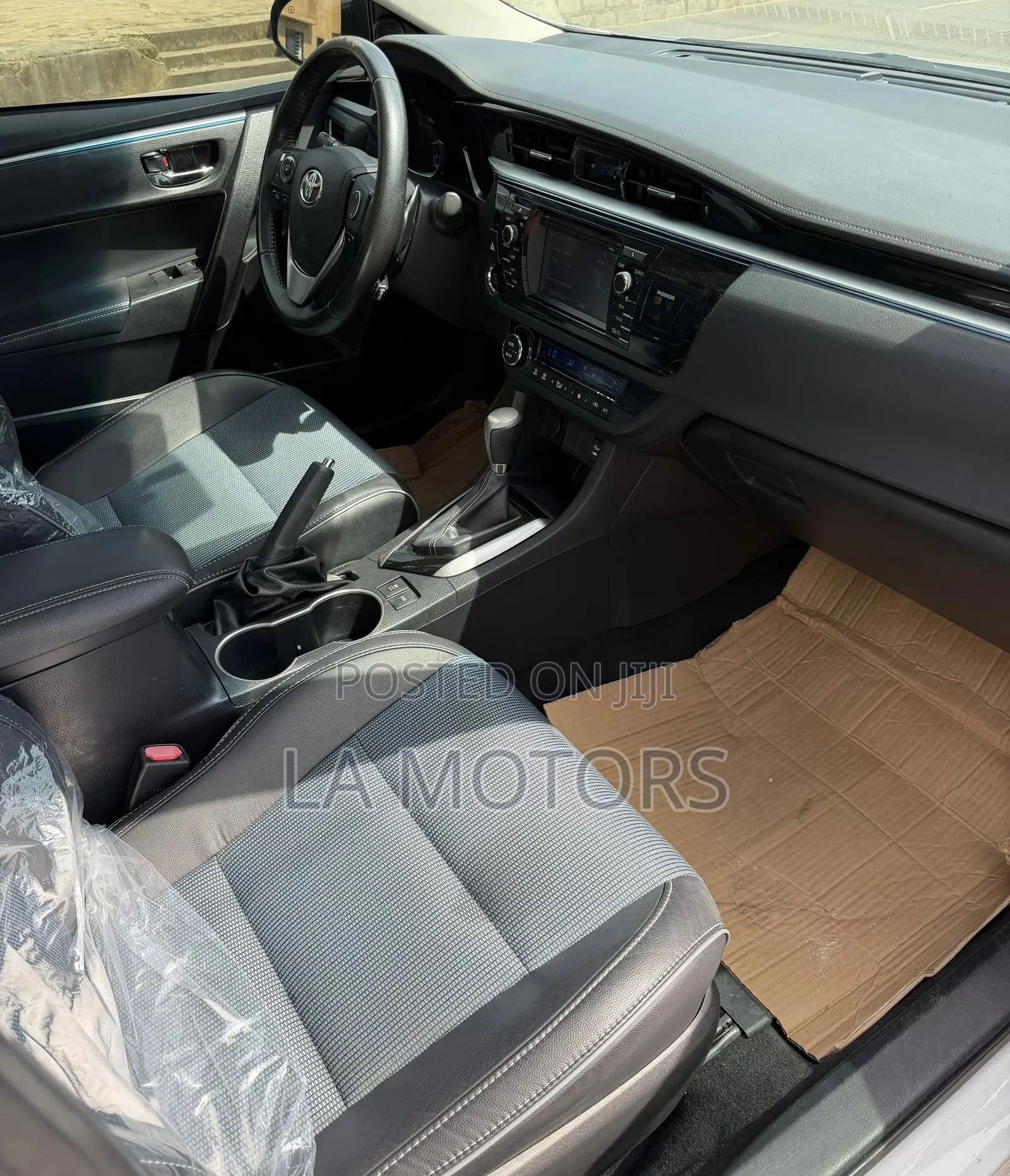 Toyota Corolla 2016 Silver